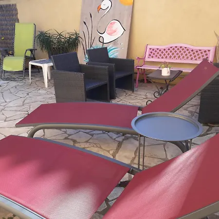 3 étoiles Près Des Plages, Parking, Wifi, Clim *