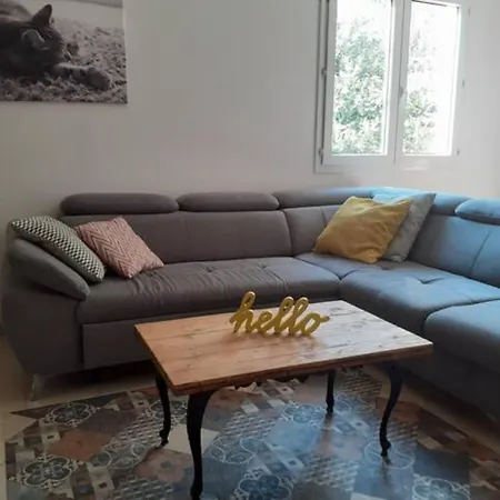 3 étoiles Près Des Plages, Parking, Wifi, Clim