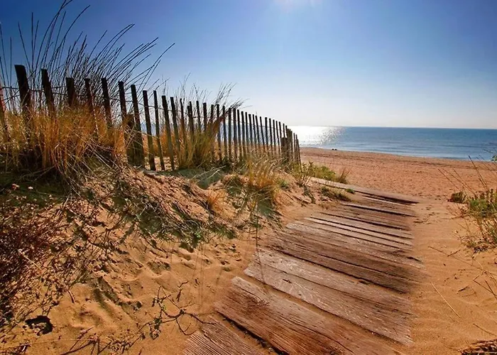 Semesterbostad 3 Etoiles Pres Des Plages, Parking, Wifi, Clim *