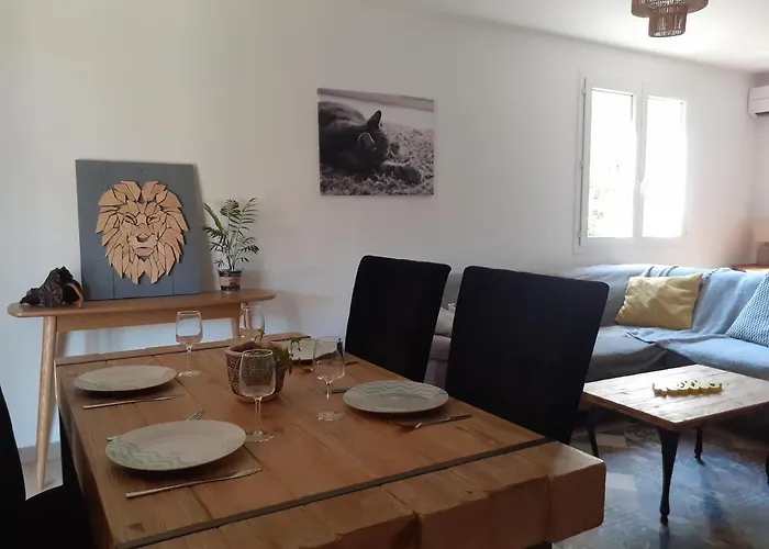 3 Etoiles Pres Des Plages, Parking, Wifi, Clim Semesterbostad